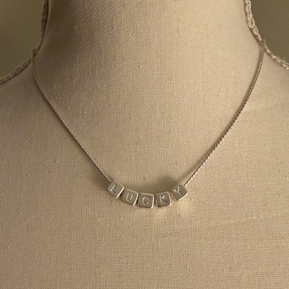 LUCKY block necklace